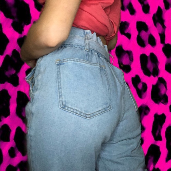 PacSun Jeans 🦋 Mom Jean - Picture 1 of 2